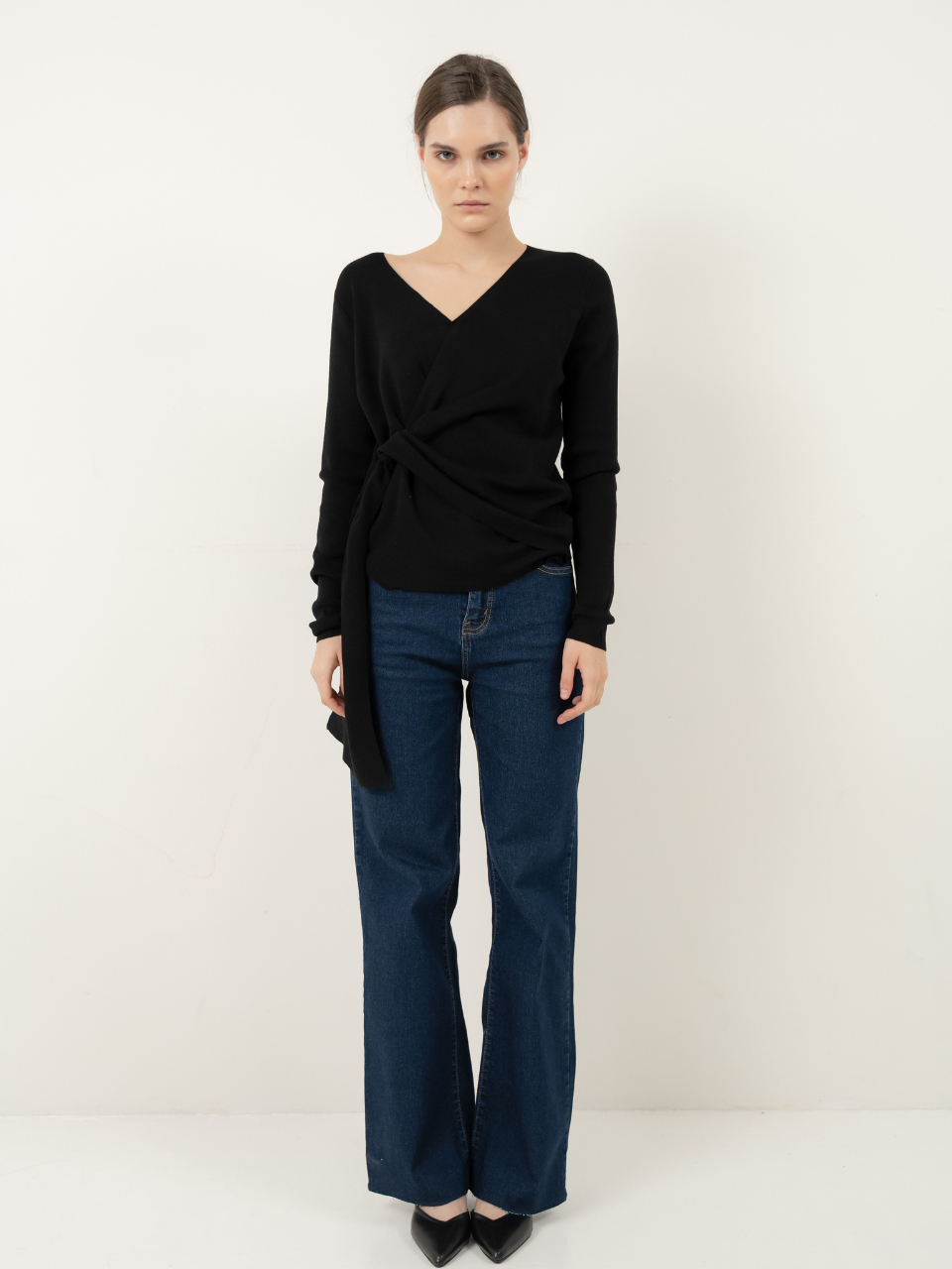 ANKARA - Rinae V-Necked Wrap Top