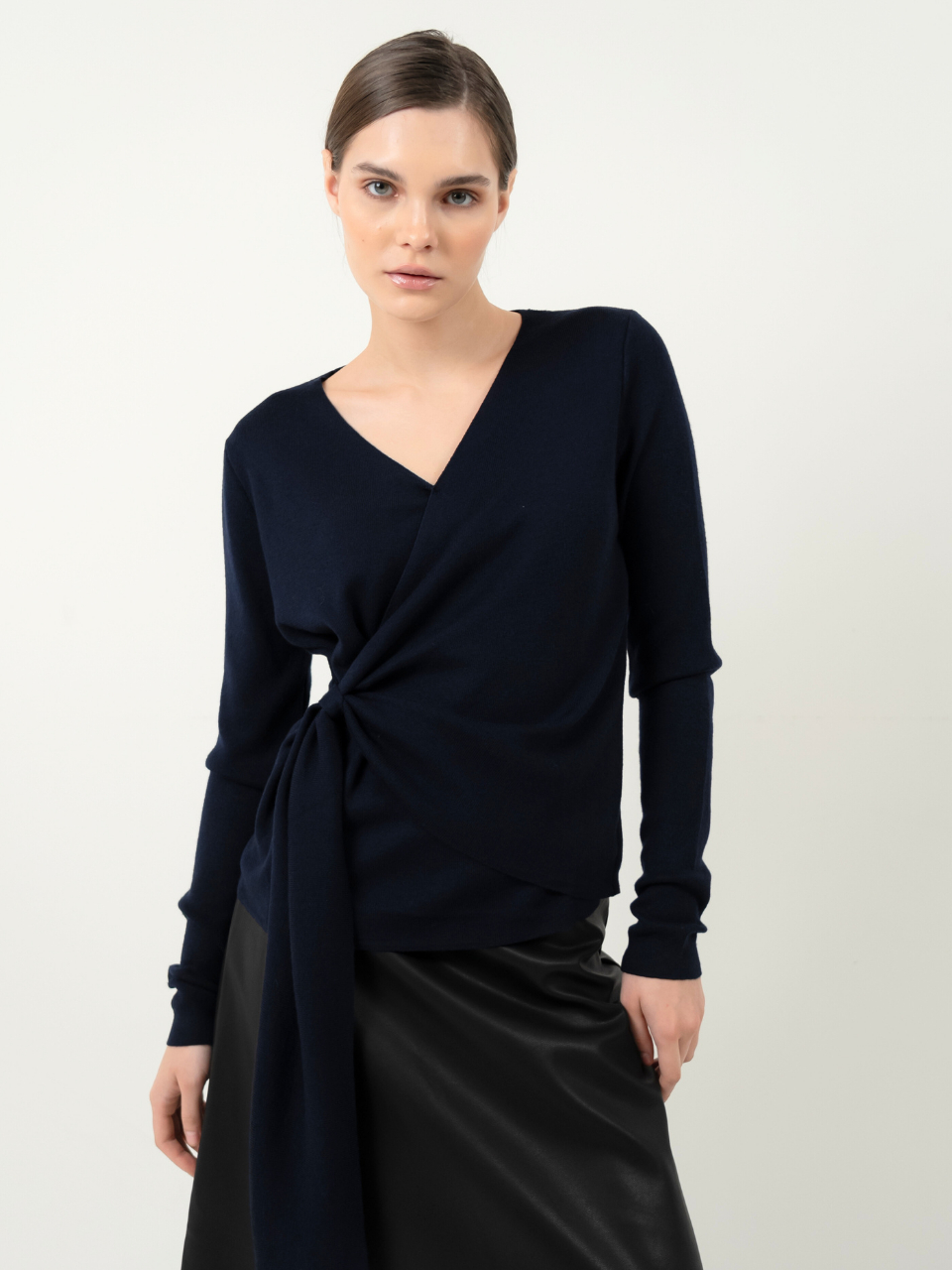 ANKARA - Rinae V-Necked Wrap Top