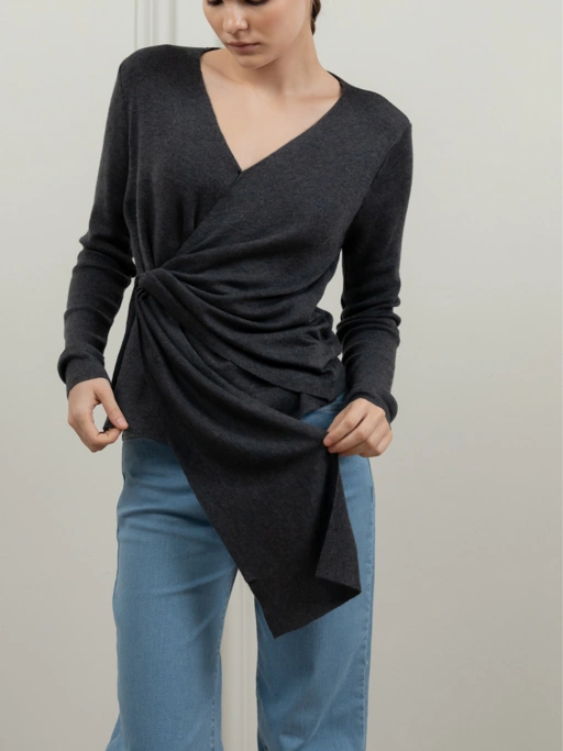 Image of ANKARA - Rinae V-Necked Wrap Top