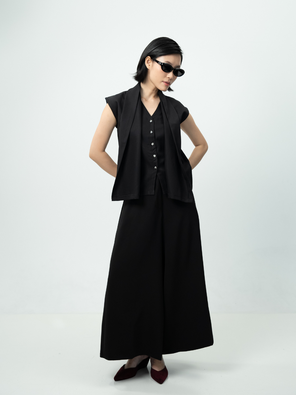 ANKARA Eyewear - JENNI Black Lens with Black Acetate Oval Sunglasses