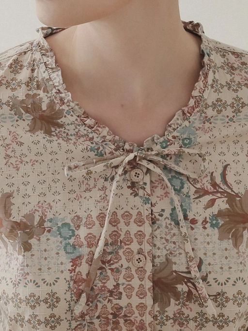 Calya Blouse