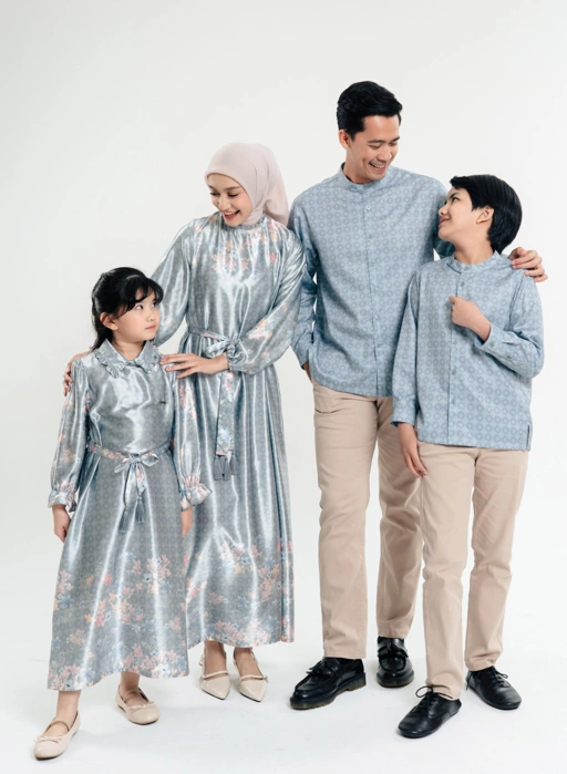 Image of SARIMBIT Thafa Series