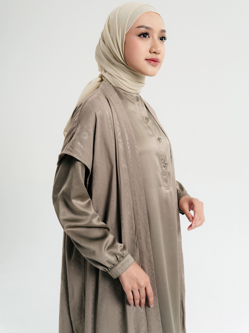 EXPAND × Ayu Dewi – Selaras Jiwa | Laras Series