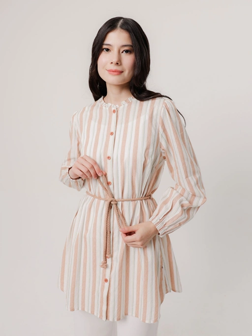 Image of Tyas Blouse