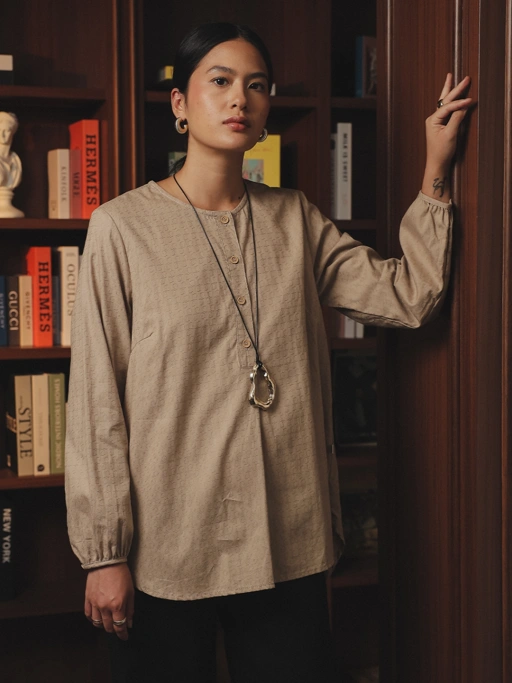 Image of Naeva Blouse