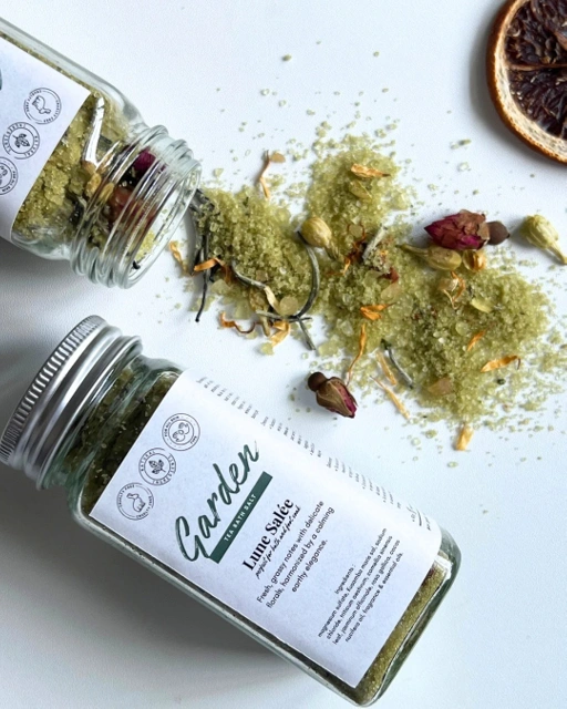 Image of Tea Bath Salt - GARDEN (with White Tea) 