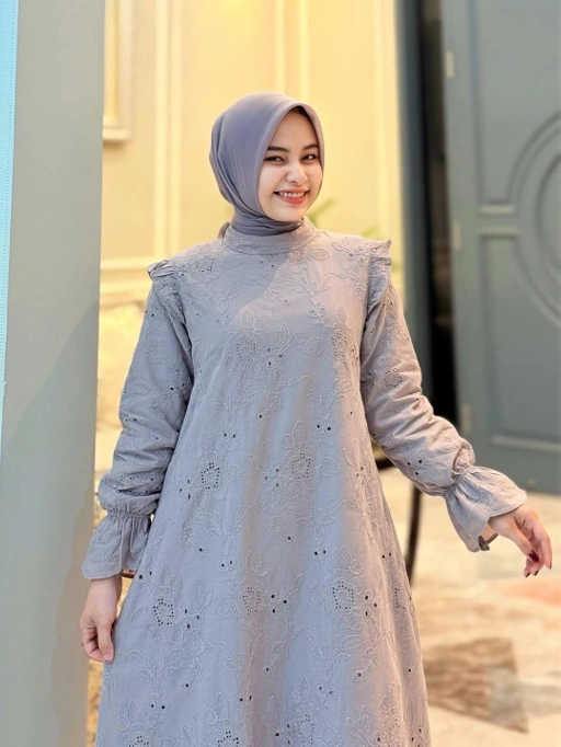 Image of ELYSIA DRESS - Midi Dress Katun Bordir