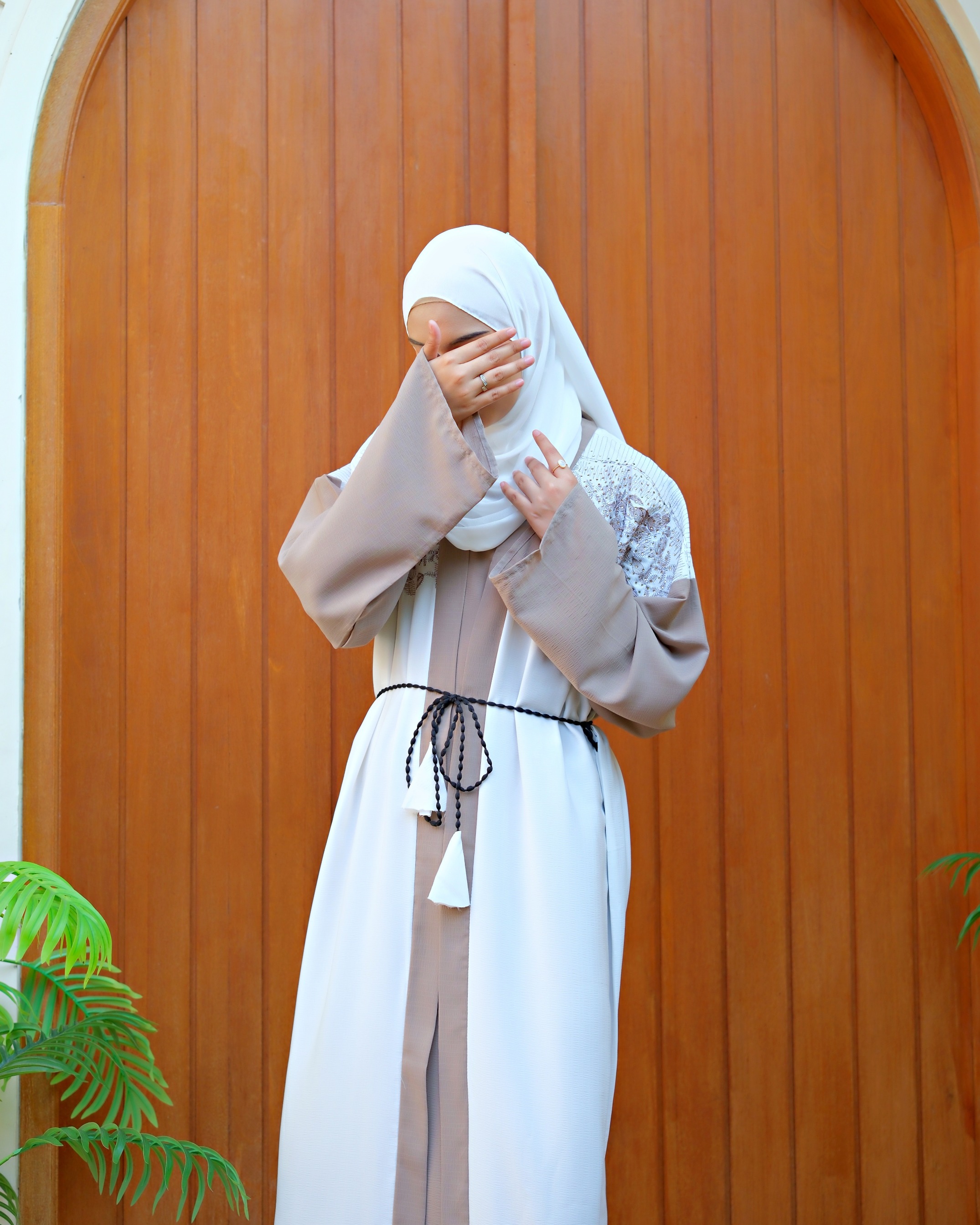 Abaya Sahara