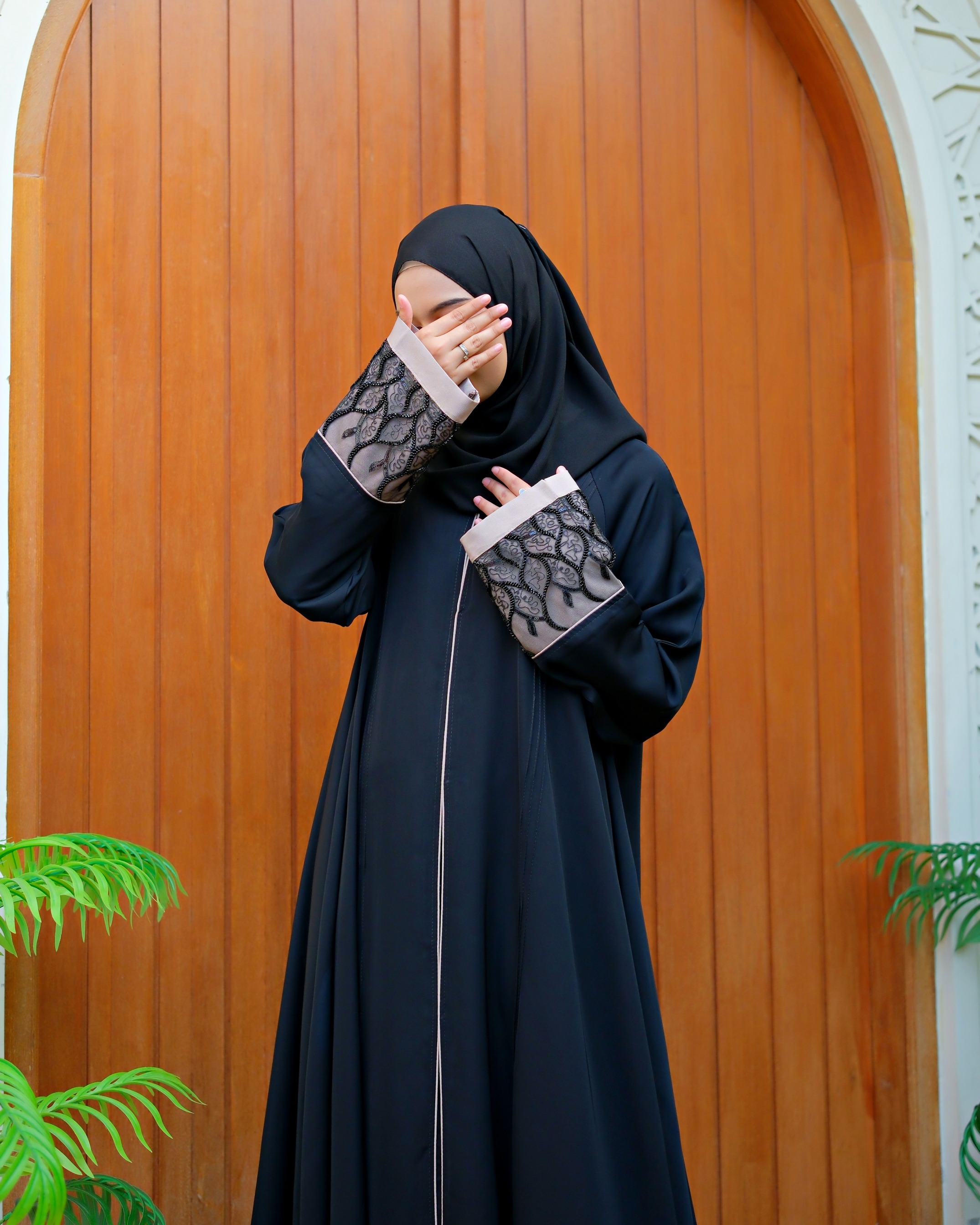 Abaya Leaves