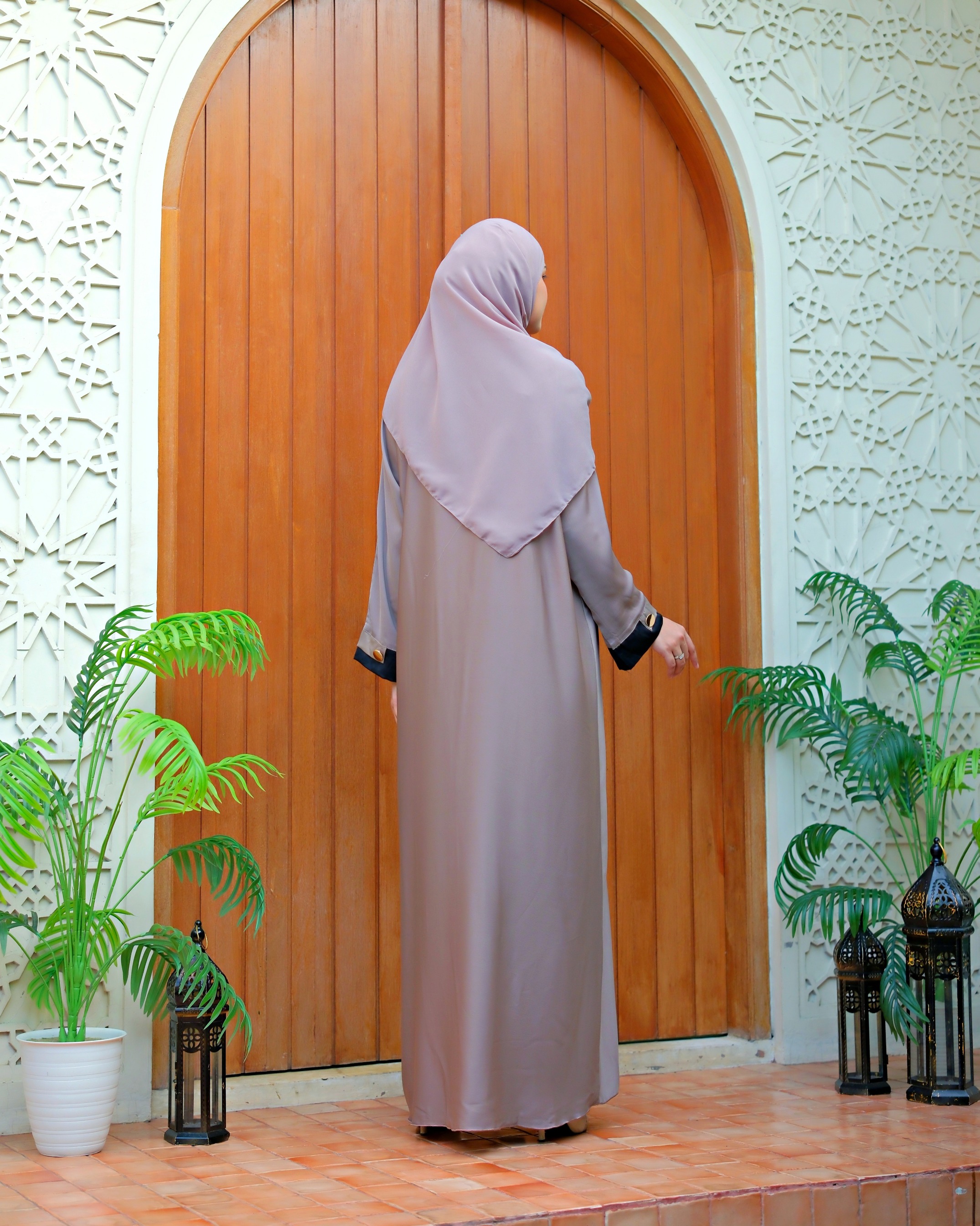Abaya Nerine