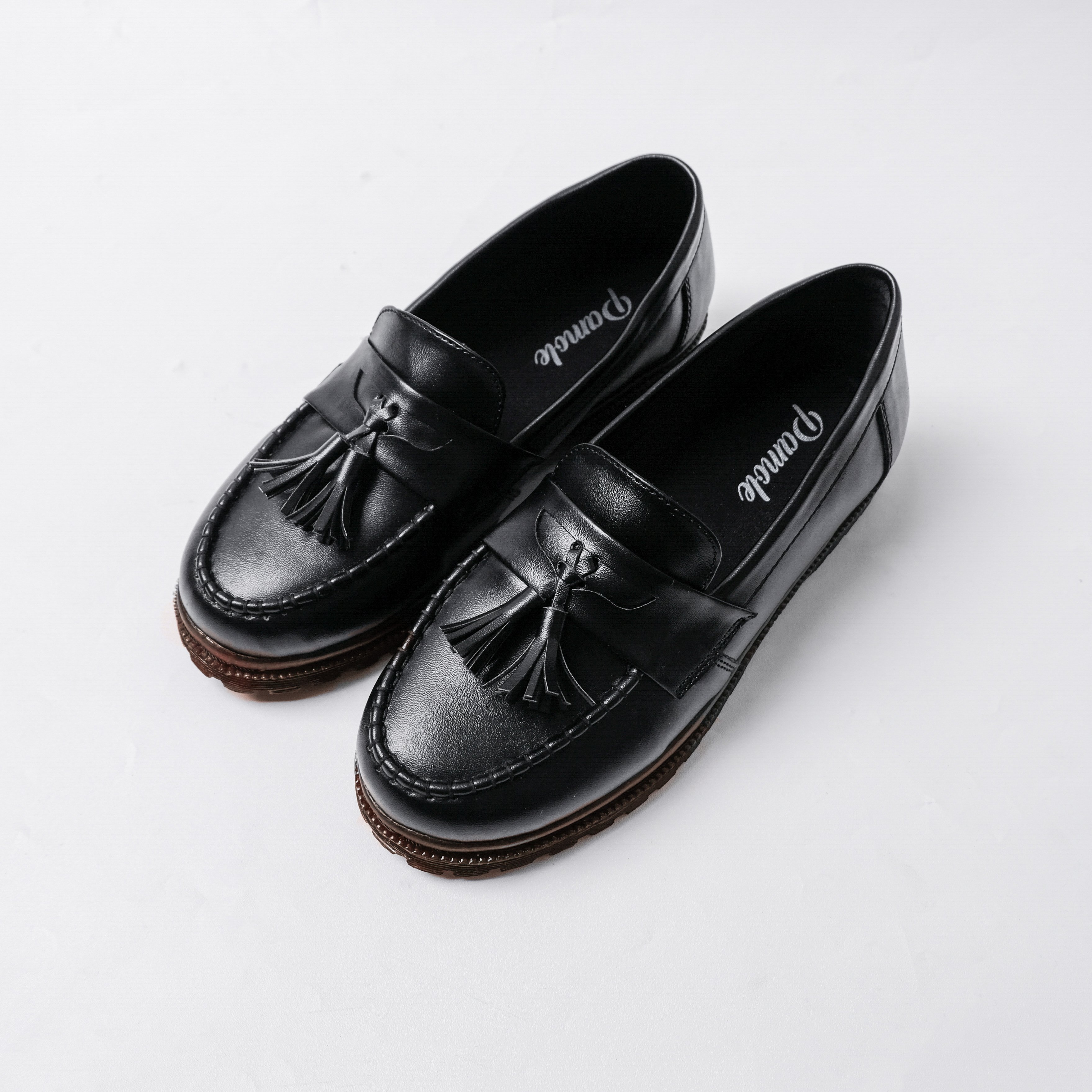 Pamole - Sepatu Loafer Wanita Bahan Kulit Sintetis - Magna Series