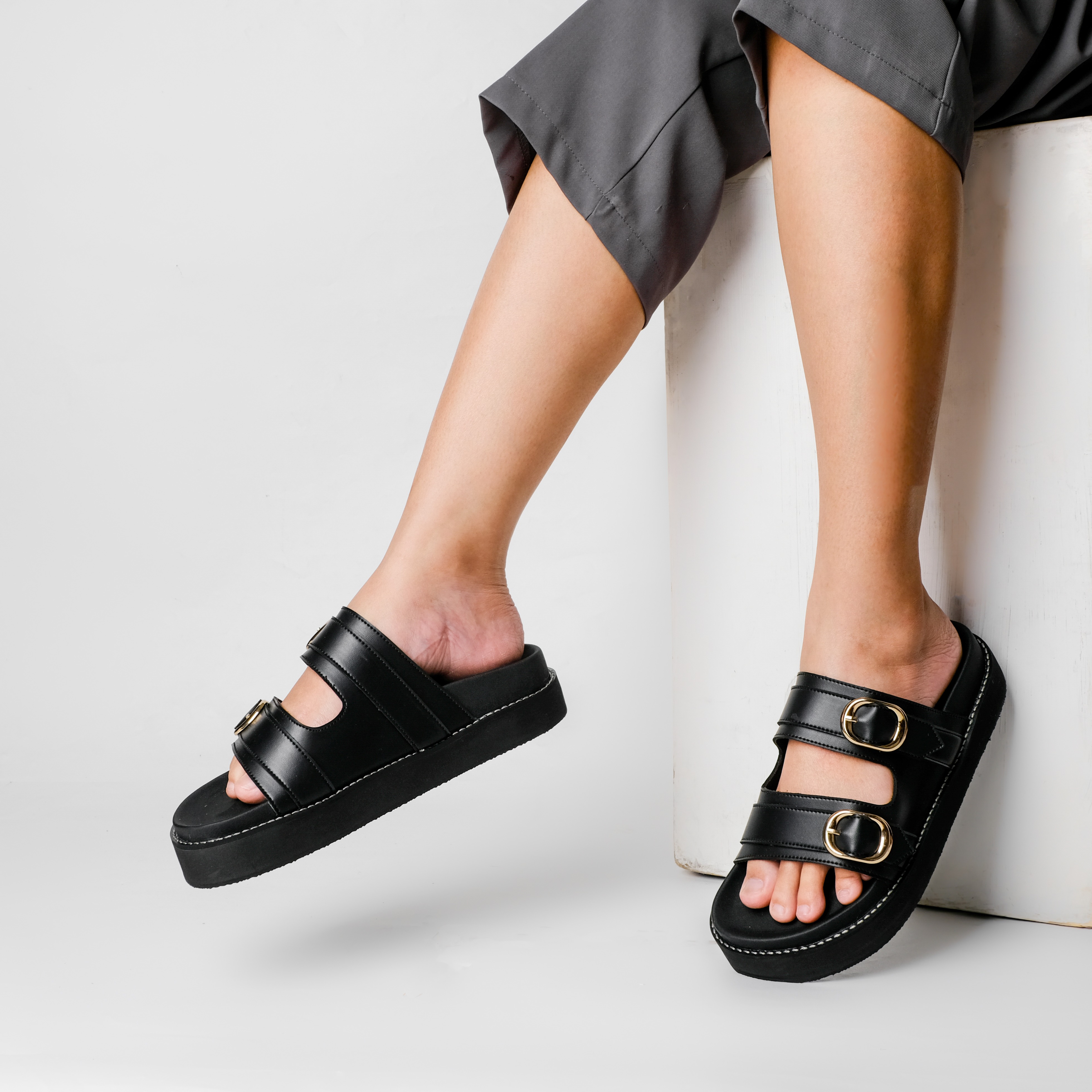Pamole - Sandal Wanita Kekinian Sendal Cewek Sandal Flat - Elsie Series