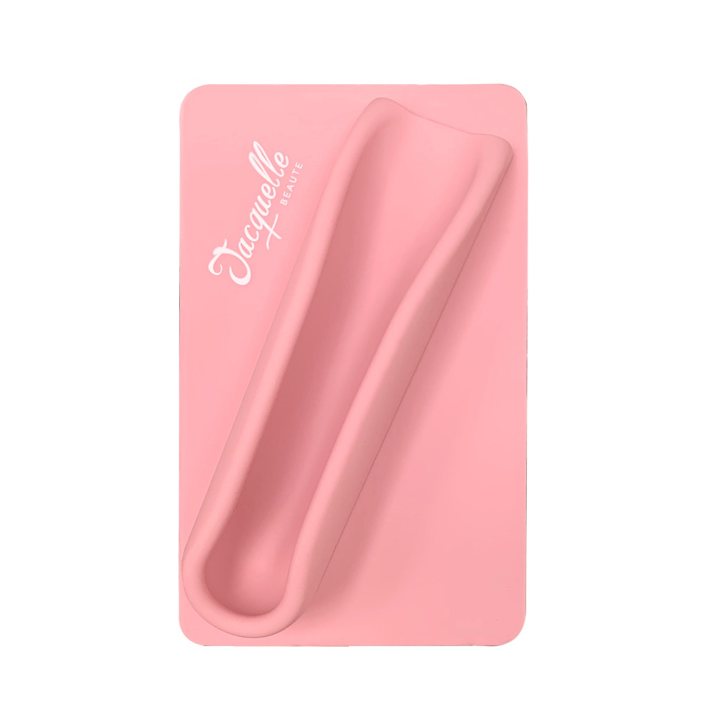 [GIFT] - Jacquelle Silicone Lip Holder Pink