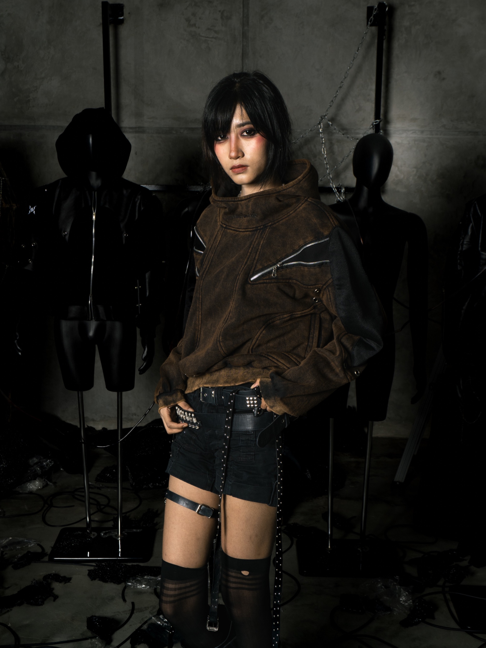 Amertanslook Signature Hoodie - Boxy Cut Brown Unisex