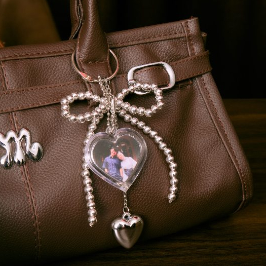  Charms Bag Valentine Edition + PHOTOCARD Love Shape