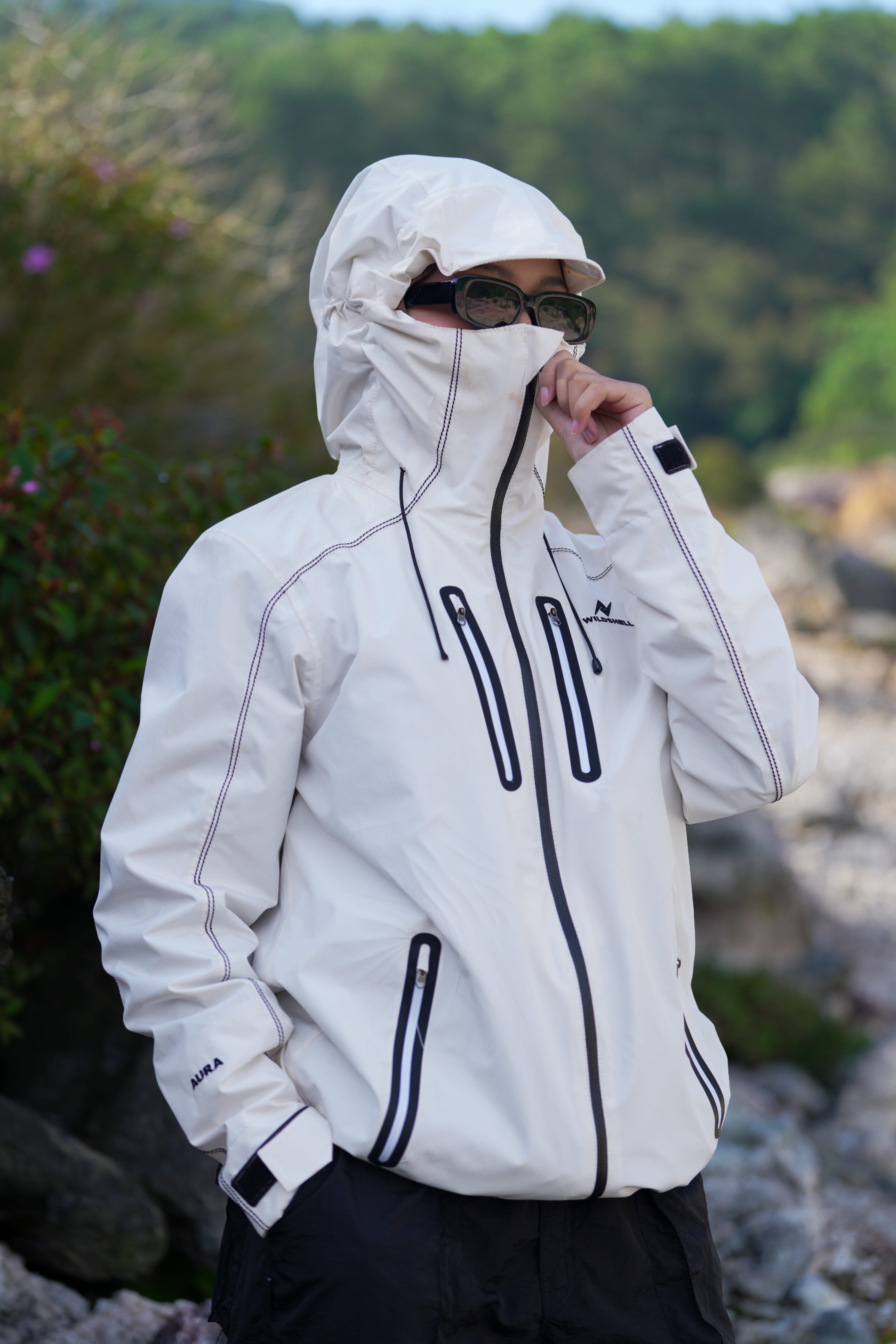 WILDSHELL - Jaket Gunung Gorpcore Aura Series 100% Waterproof