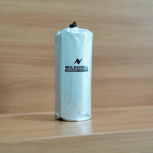Image of WIDLSHELL - Lightweight Emergency Blanket Survival Bag