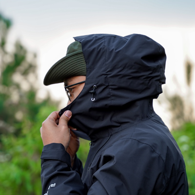 Jaket Gunung Gorpcore Ranger 100% Waterproof