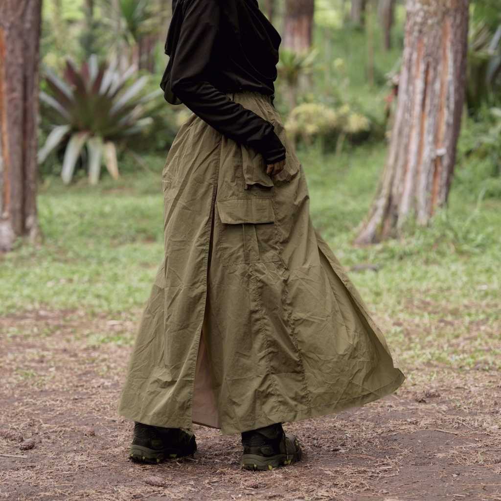 CELANA ROK OUTDOOR ARUNIKA Quickdry WILDSHELL