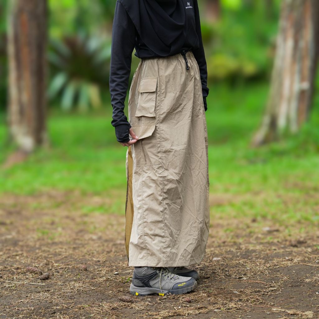 CELANA ROK OUTDOOR ARUNIKA Quickdry WILDSHELL