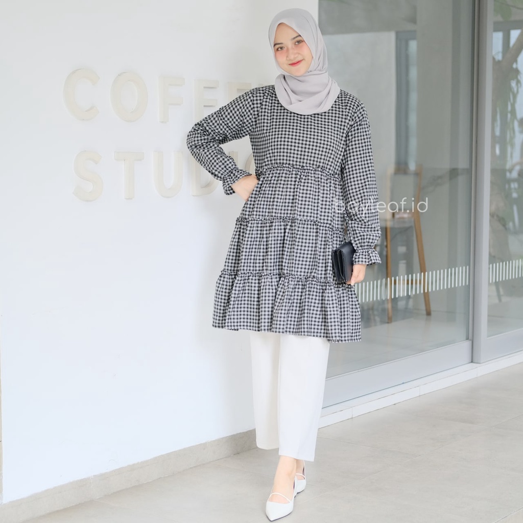 Sienna Plaid Black-White Tunic