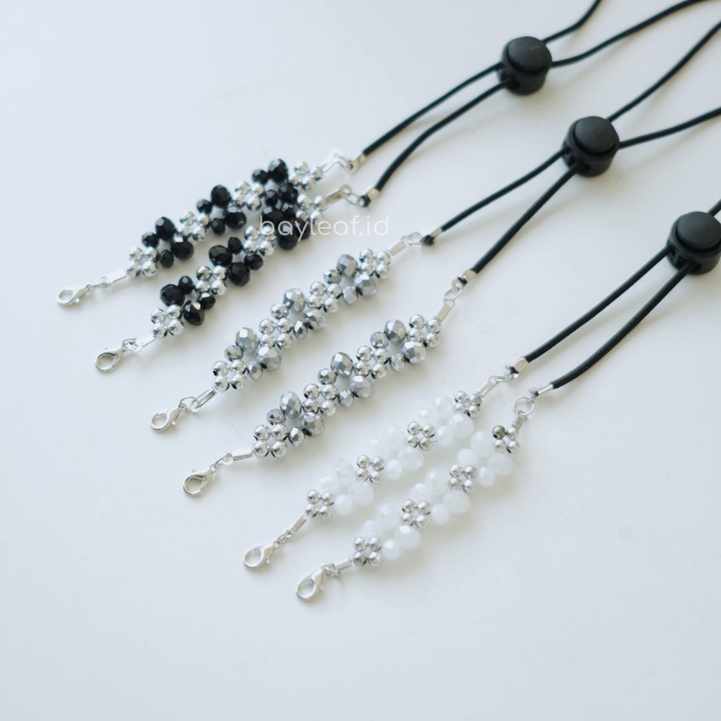Pearl Strap Mask