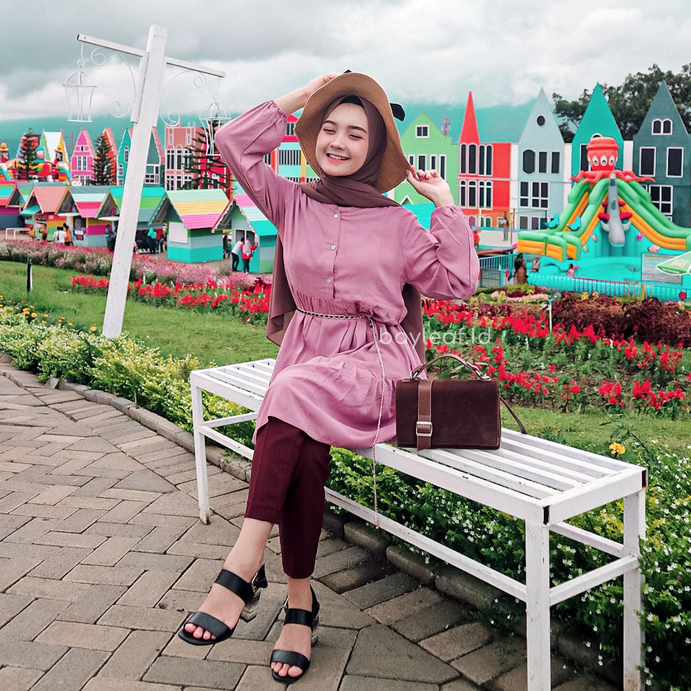 Sandrina Tunik