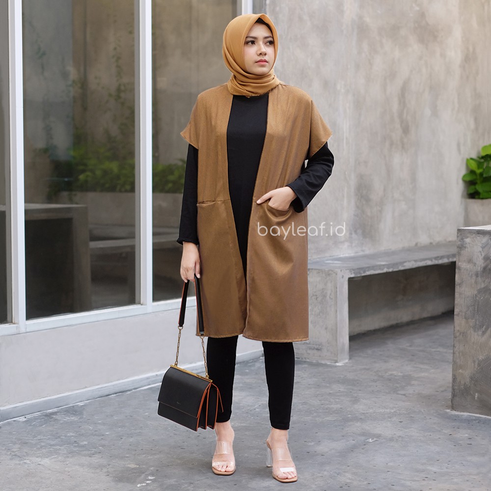 Chloe Outer Katun Lengan Pendek