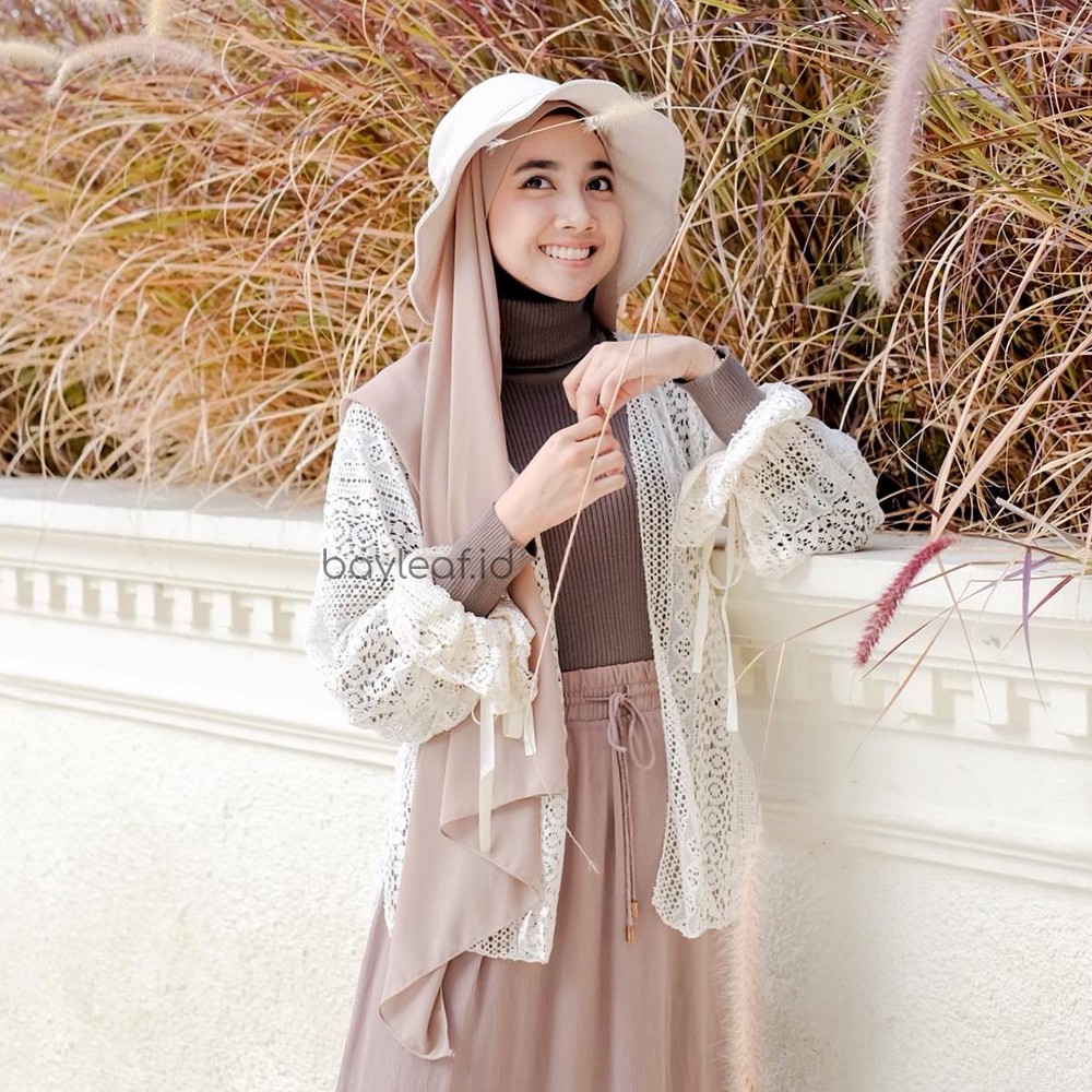 Denada Inner Rajut Turtleneck Lengan Panjang