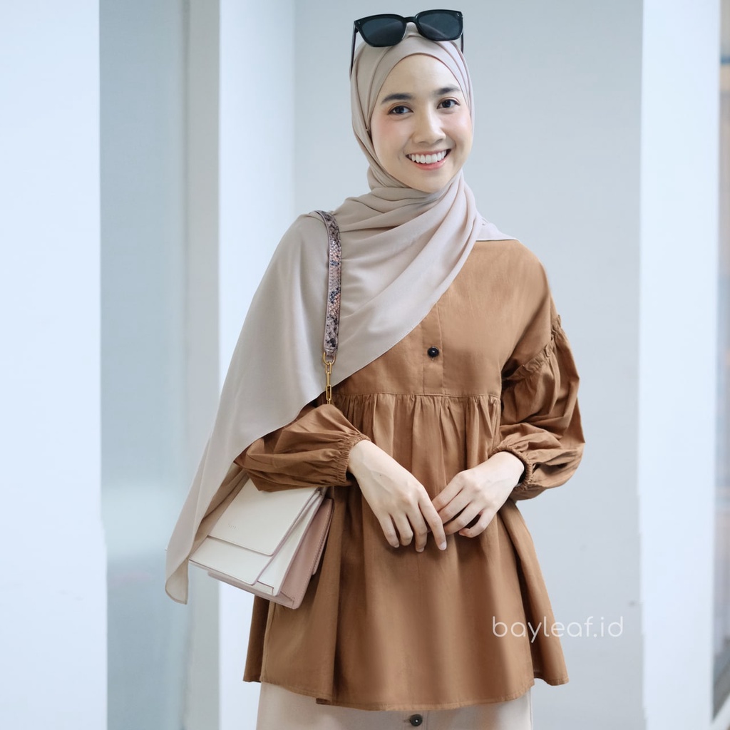 Nanami Plain Blouse