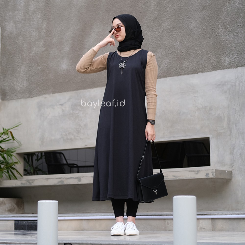 Ariana Inner Midi Dress Katun Tanpa Lengan