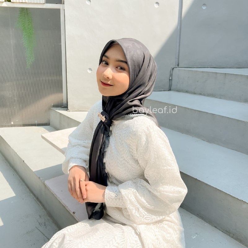 Adora Hijab Scarf