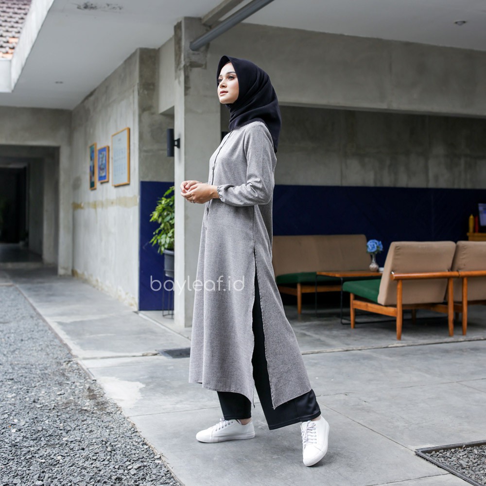 Atasan Daisy Basic