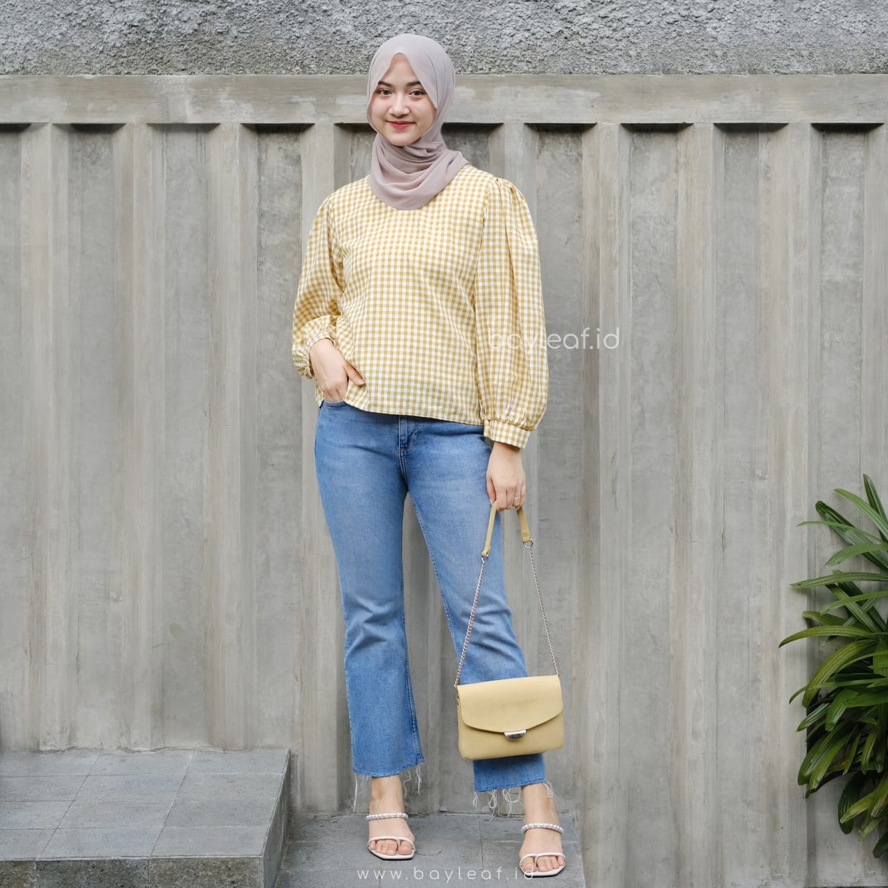  Adisty Plaid Blouse