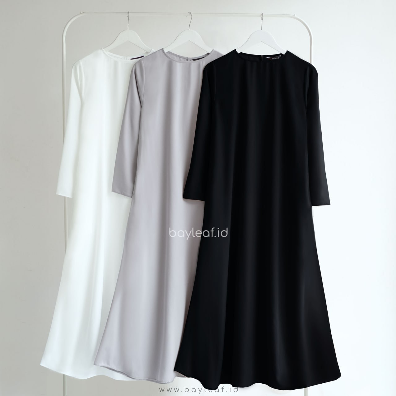 Aera Inner Maxi Dress Lengan Panjang Basic