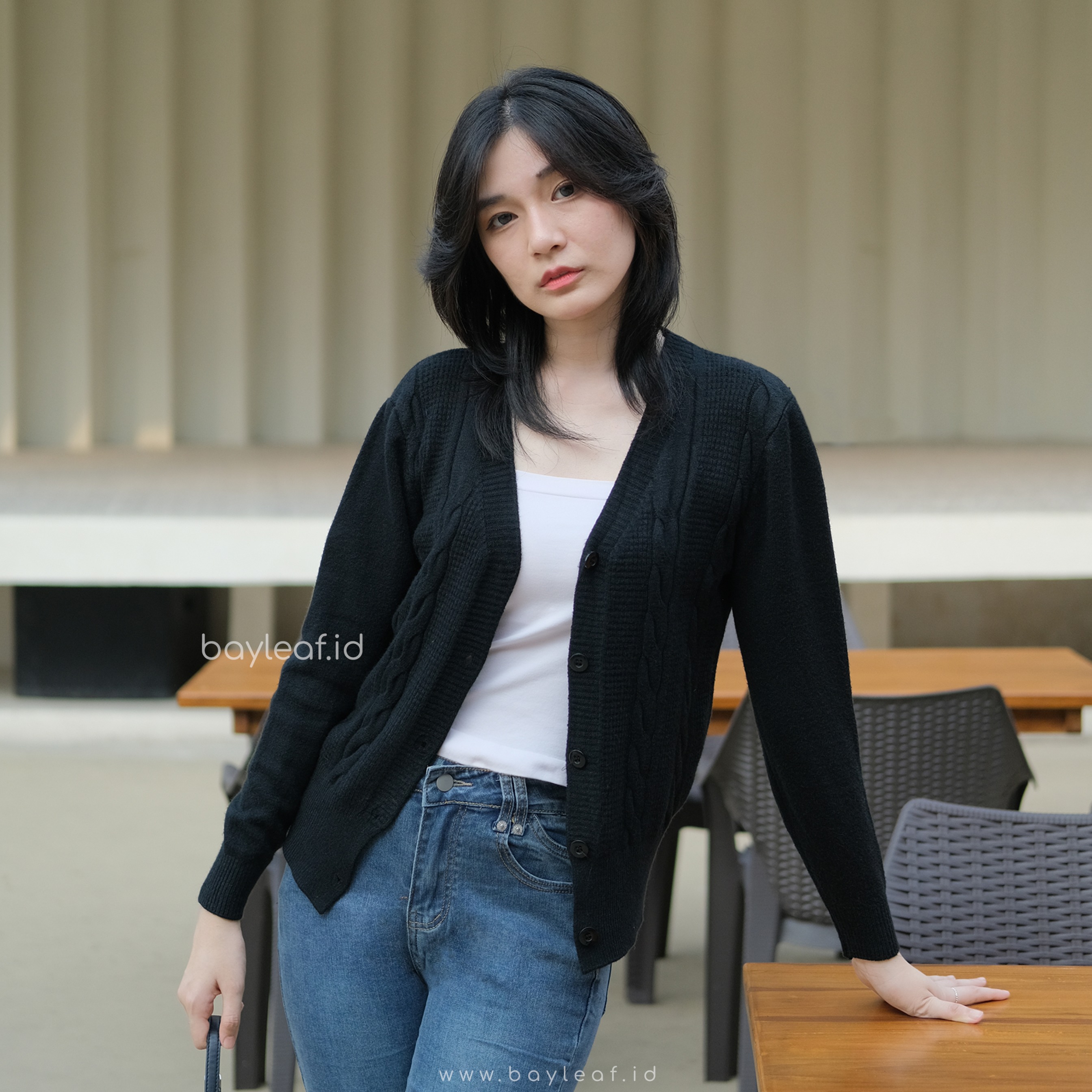 Alova Cardigan Knit