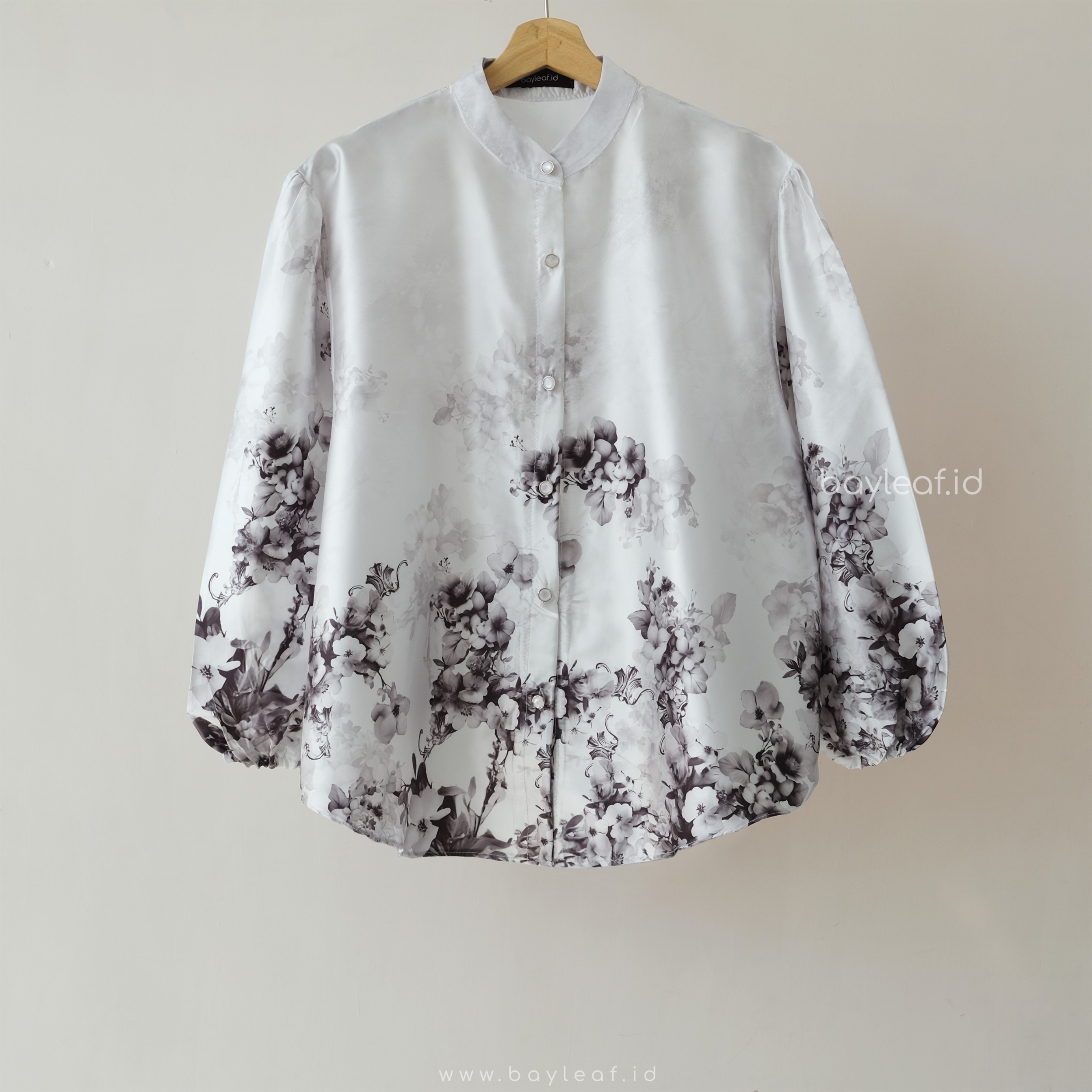 Aura Kemeja Motif Bunga