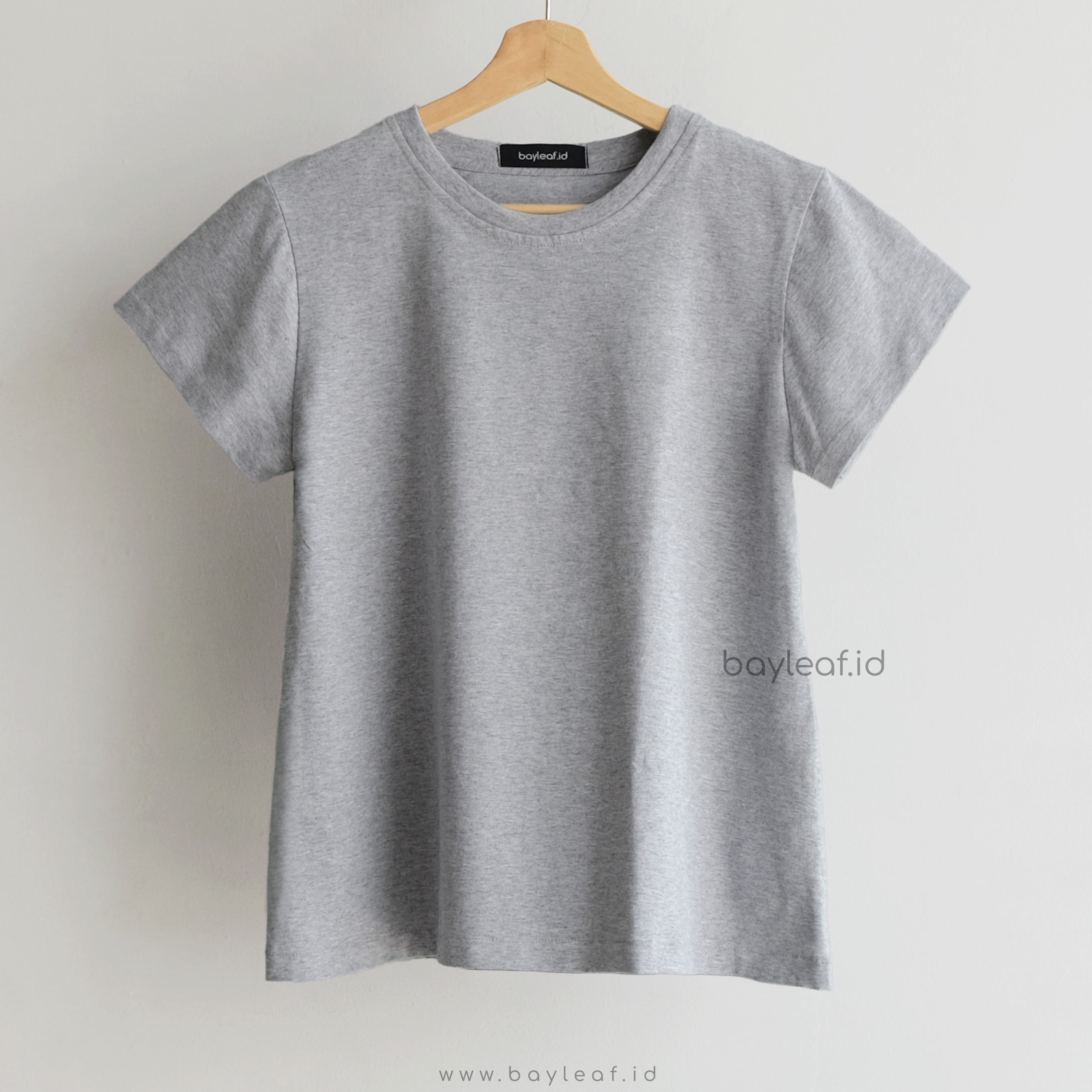 Basic T-Shirt Berlengan