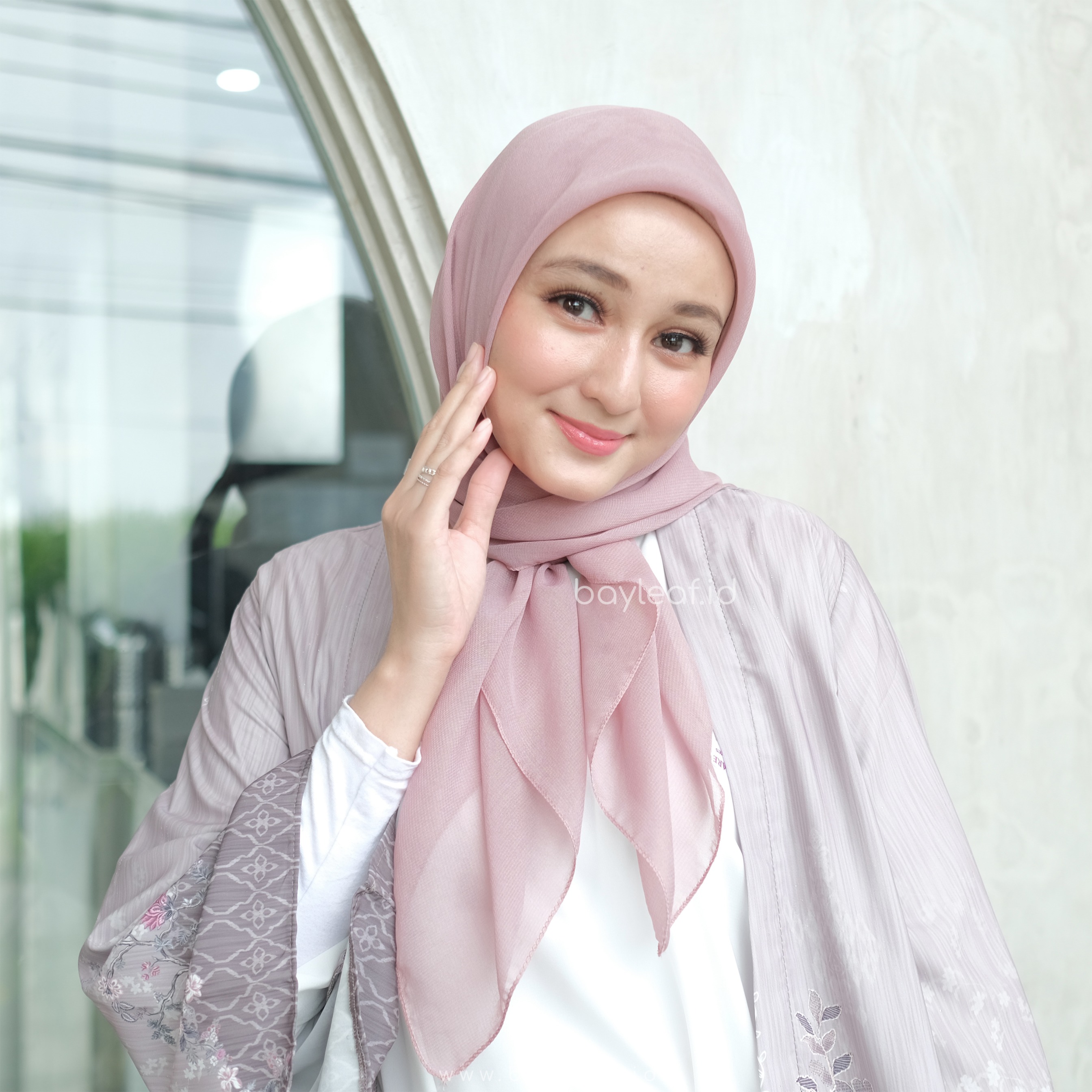 Hijab Segi Empat Bella Square