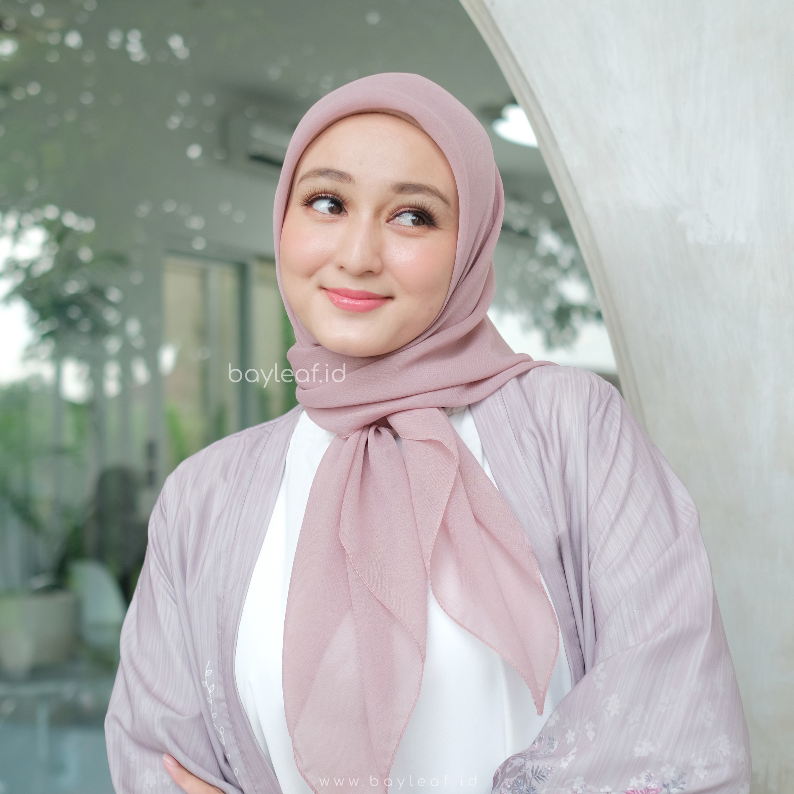 Hijab Segi Empat Bella Square