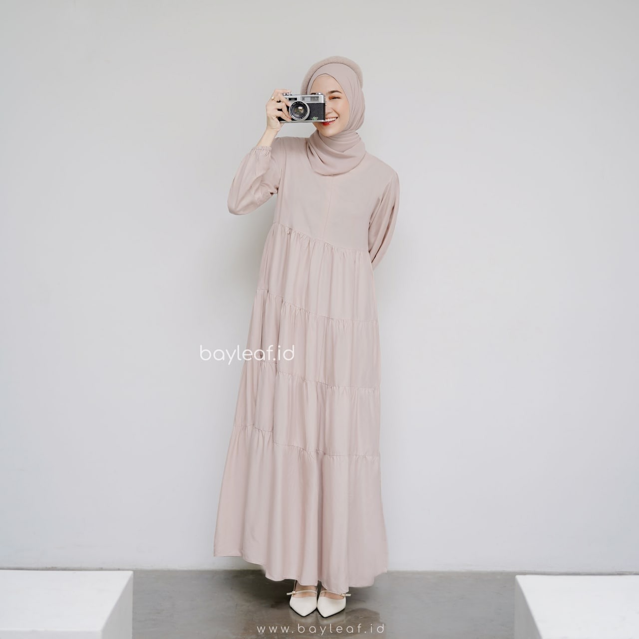 Jessline Basic Maxi Dress