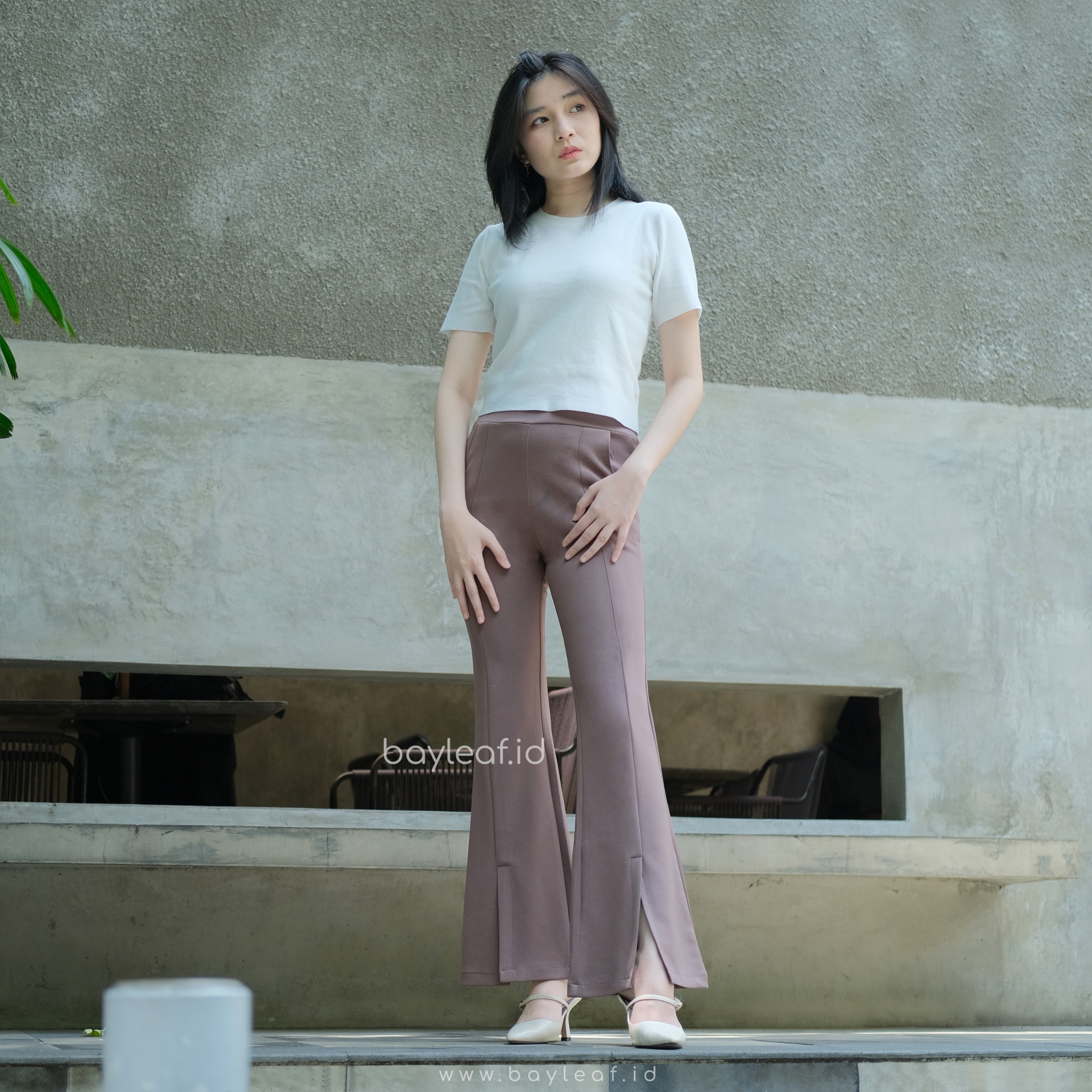 Joya Scuba Pants | Celana Highwaist Cutbray Belah Depan