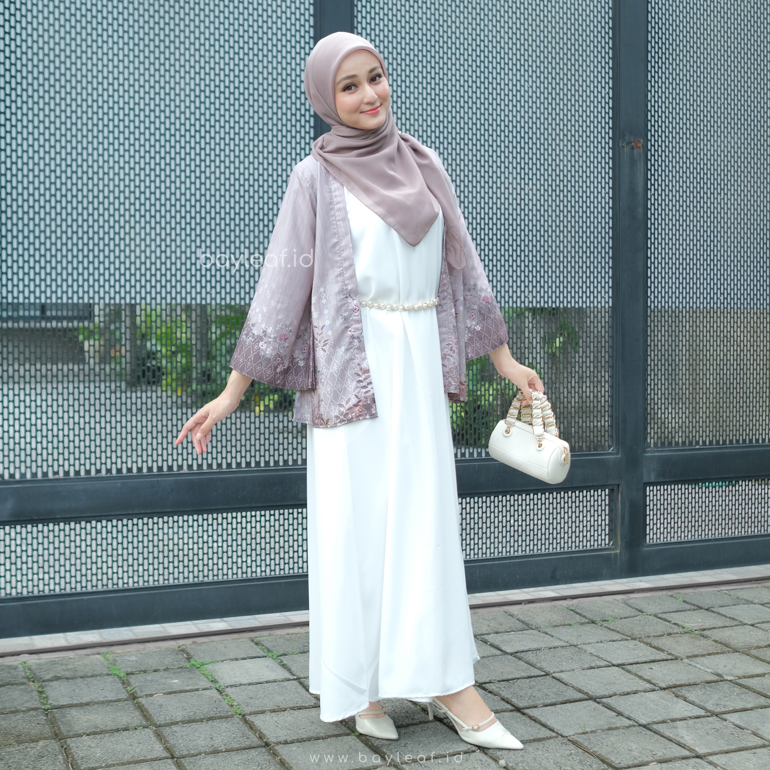 Miranda Kelly Outer Motif Bunga