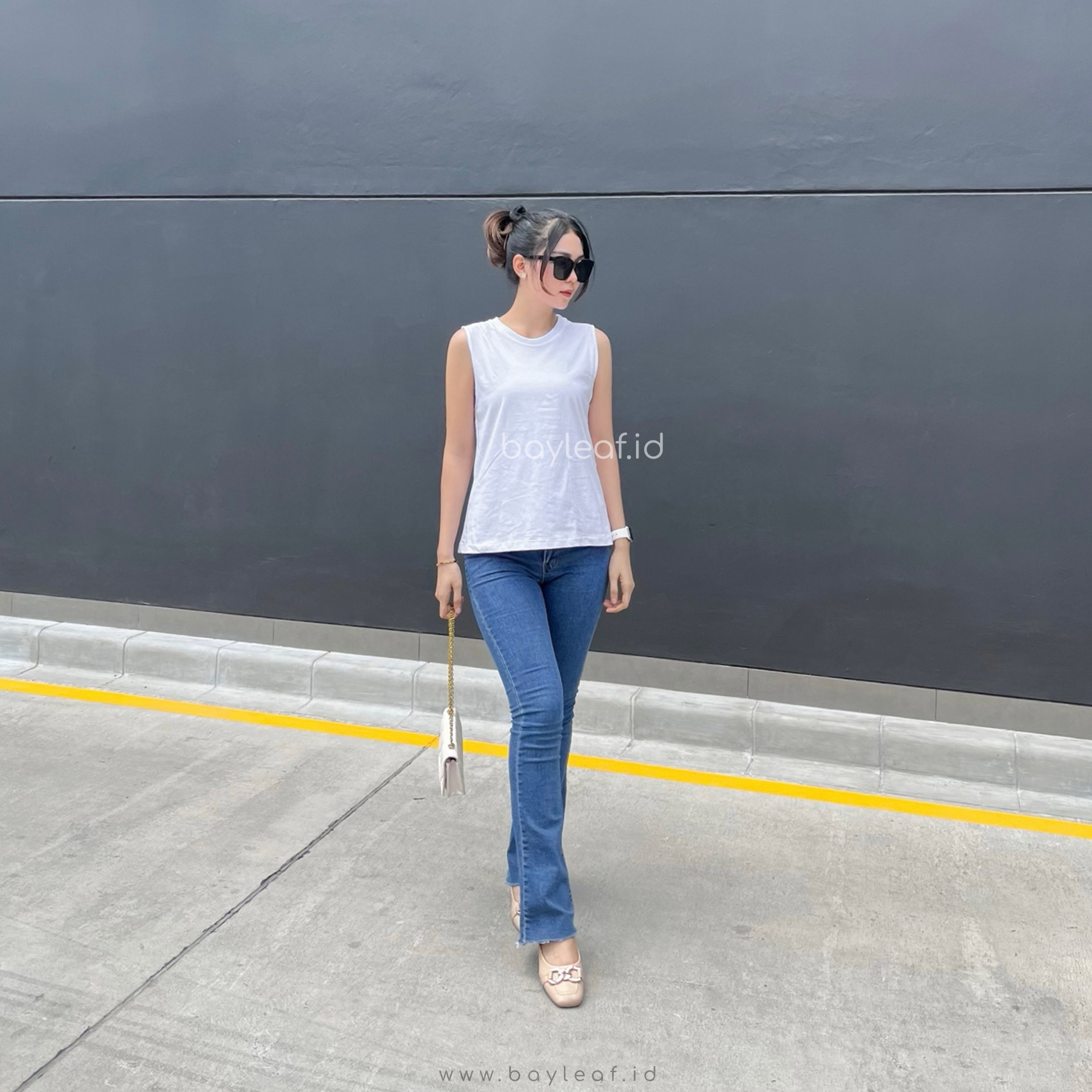 Basic T-Shirt Tanpa Lengan