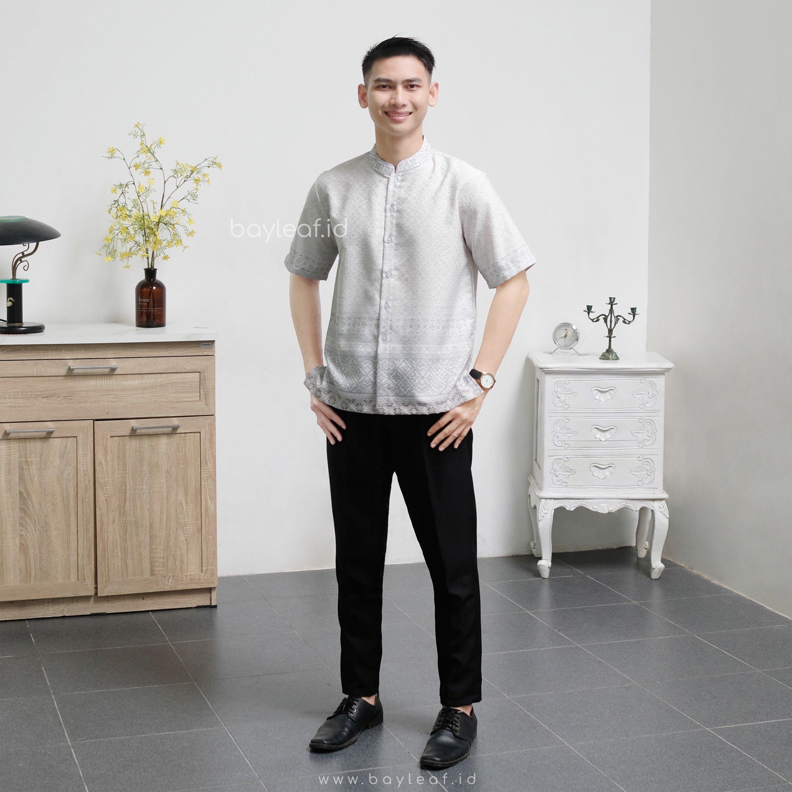 Seraya Arsen Atasan Kemeja Pria Lengan Pendek