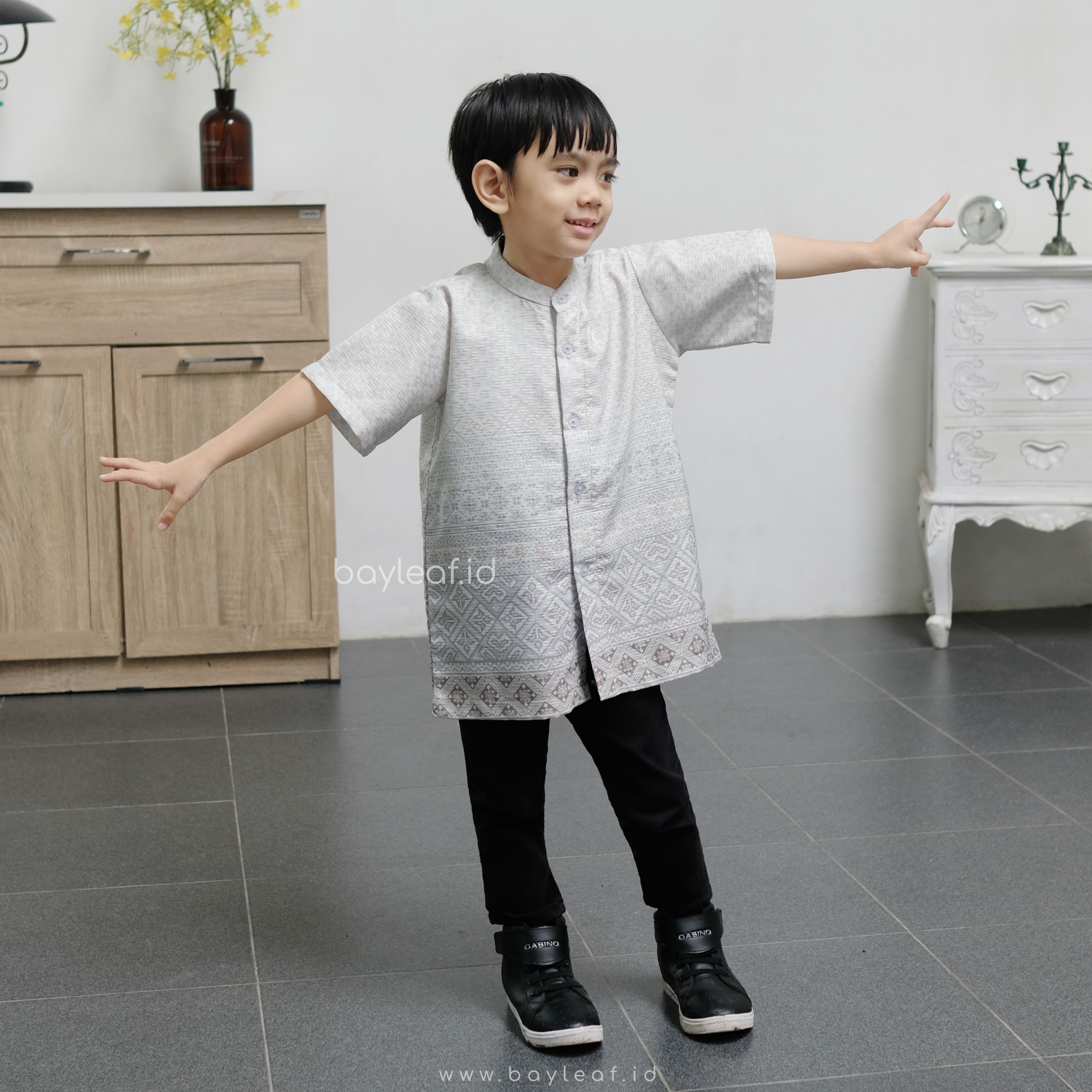 Seraya Arsen Kids Atasan Kemeja Anak Lengan Pendek