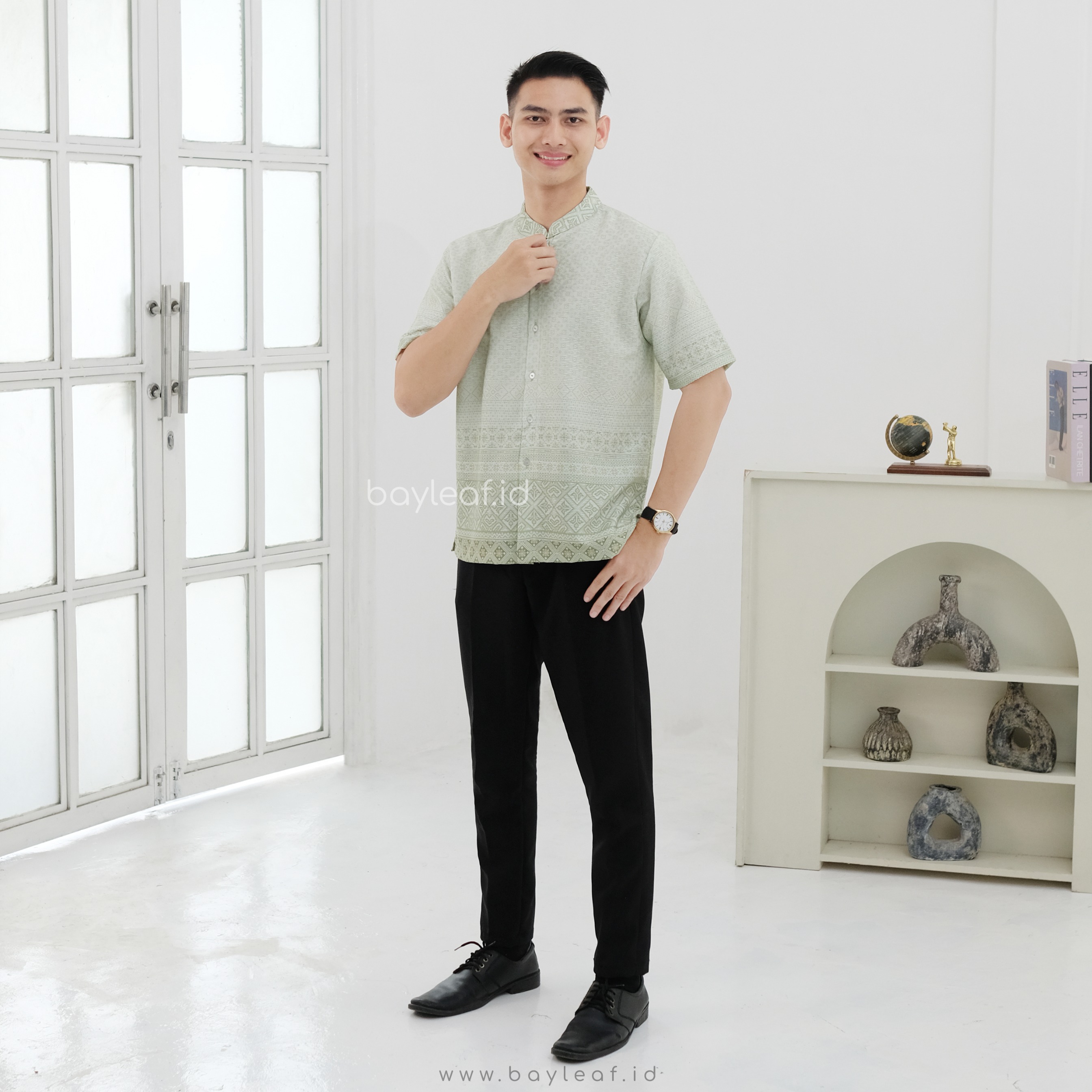 Seraya Arsen Atasan Kemeja Pria Lengan Pendek