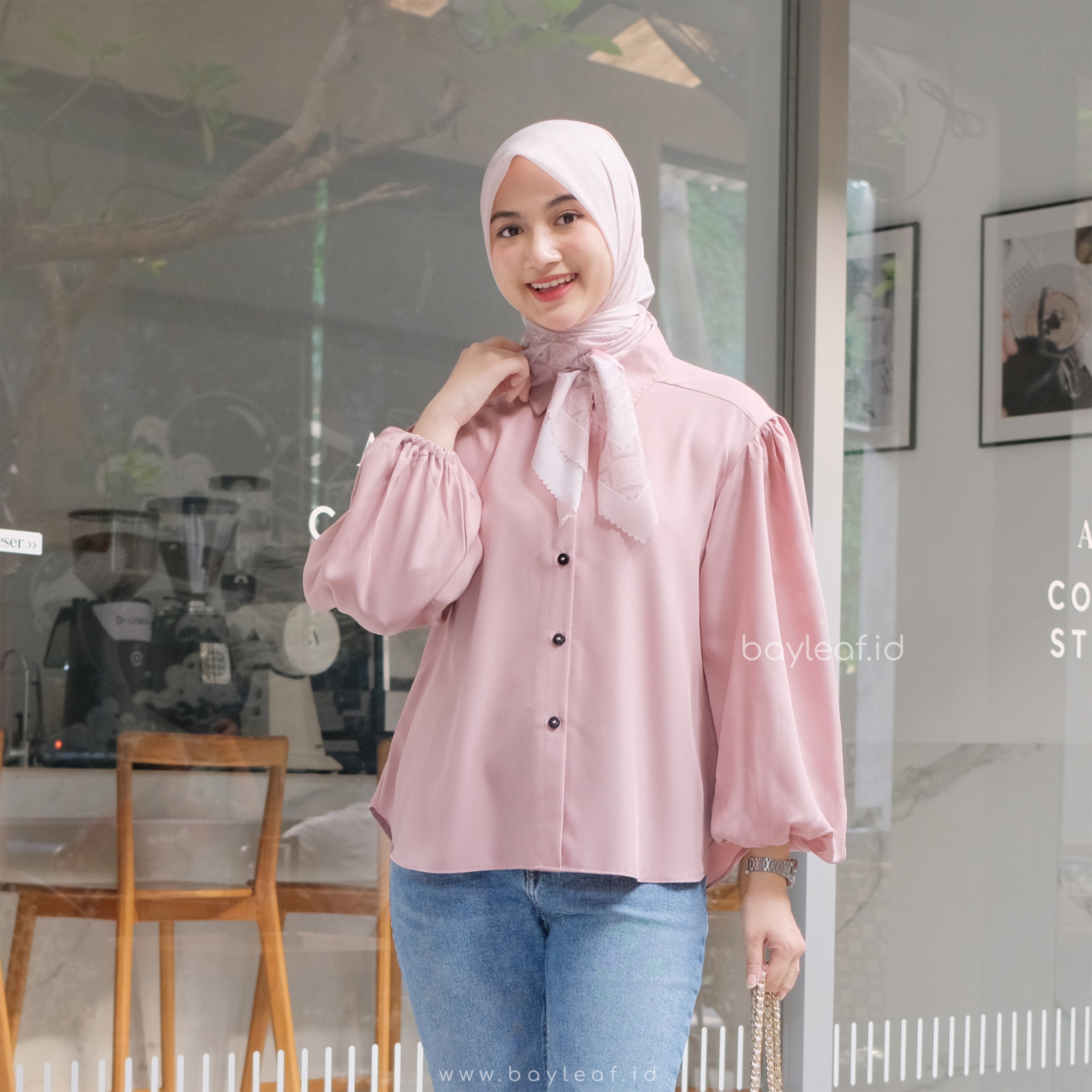 Shakila Basic Shirt Lengan Panjang