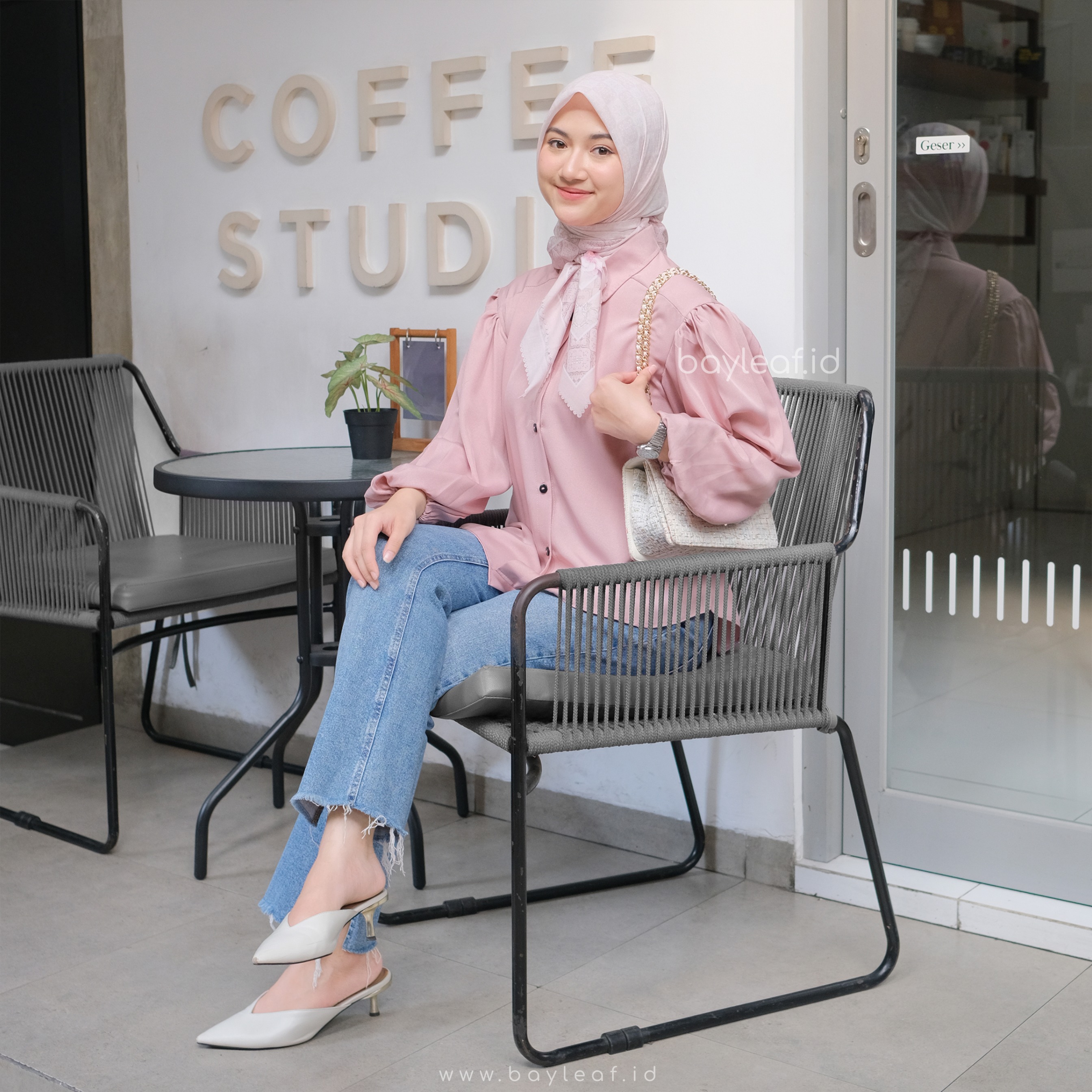 Shakila Basic Shirt Lengan Panjang