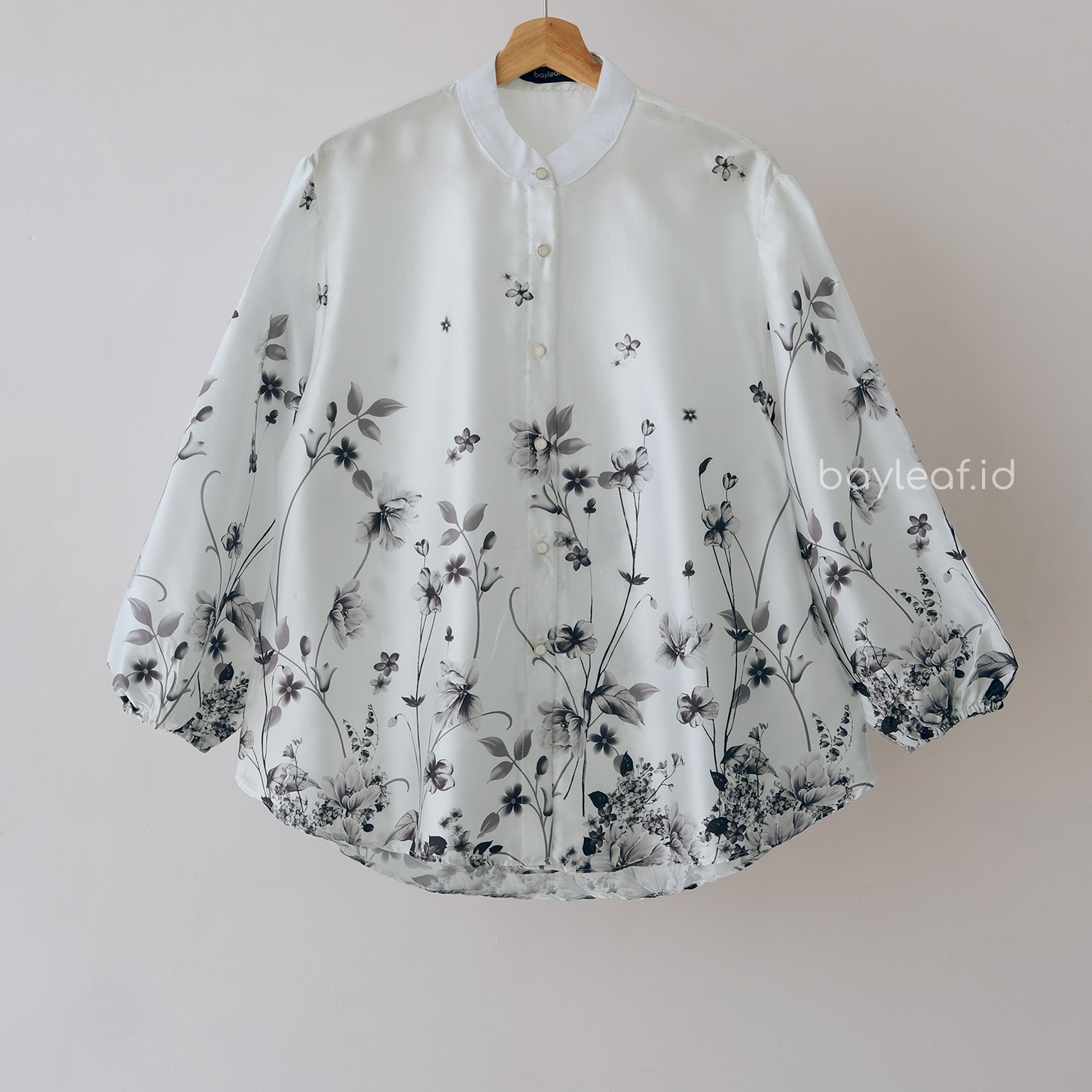 Aura Kemeja Motif Bunga